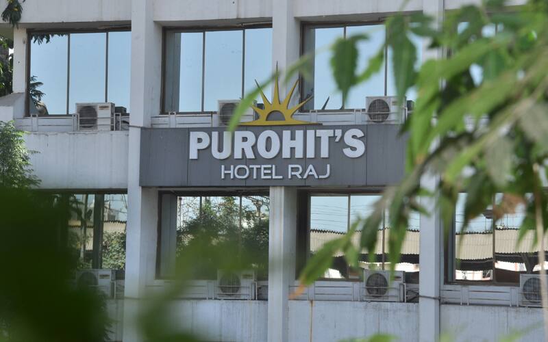Purohit Hotel, Ahmedabad 4